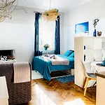 Next To Wawel Castle, Vistula River & Old Town Cracow *