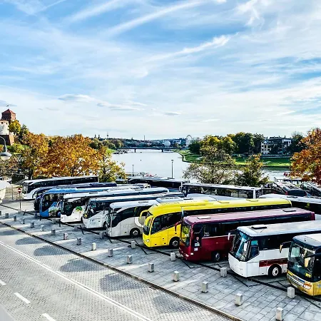 Next To Wawel Castle, Vistula River & Old Town Cracow * Krakau