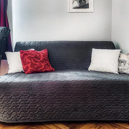 Next To Wawel Castle, Vistula River & Old Town Cracow * Krakow