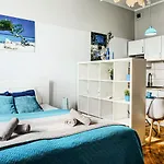 Next To Wawel Castle, Vistula River & Old Town Cracow شقة كراكوفيا